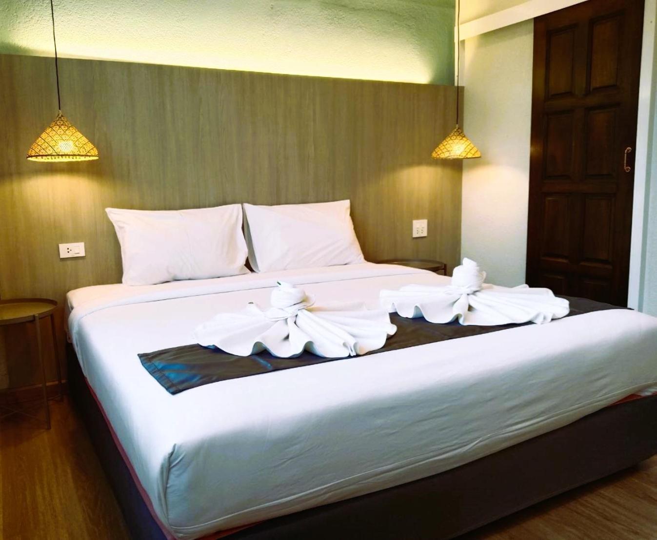 Eastique Hotel Koh Chang Trat Dış mekan fotoğraf
