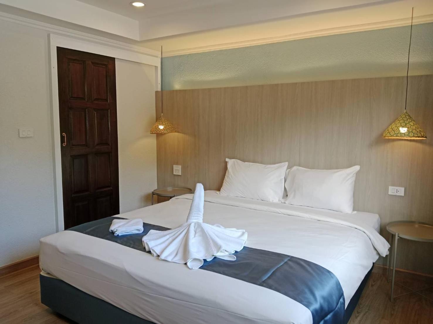 Eastique Hotel Koh Chang Trat Dış mekan fotoğraf